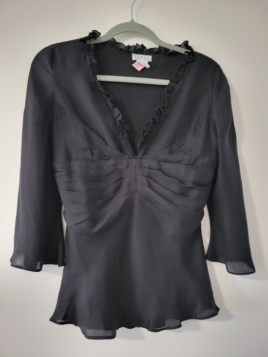 Tops - Philip DiCaprio Black Silk Ruffled V-Neck Pintuck Blouse, Size 6